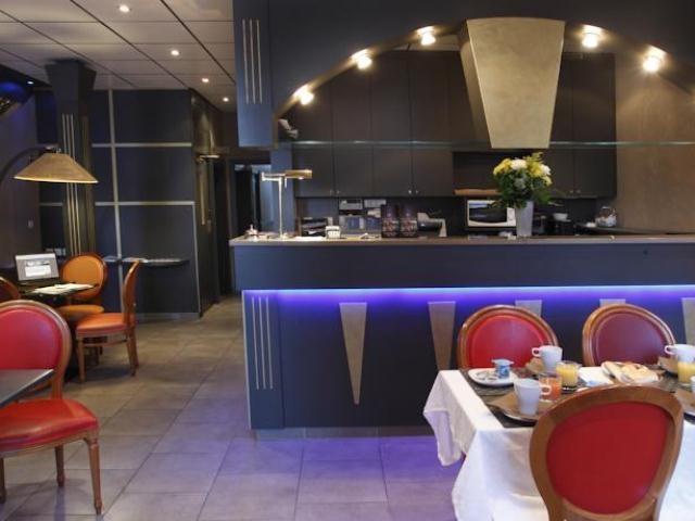 Hotel Adonis Vieux Port Marseille